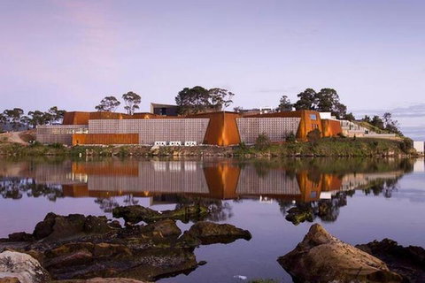 Essentially Hobart - South Australia Travel 3