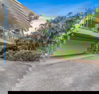 Bay Breezes - Cannonvale