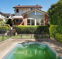 SYDNEY FAMILY HOME WITH POOL H344 - South Australia Travel