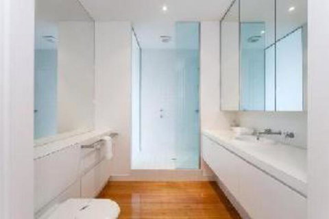 Anglesea Surf Beach Apartments - South Australia Travel 1