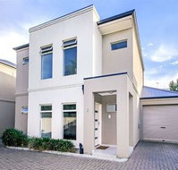 Modern Seaside Sanctuary - South Australia Travel