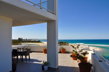 Luxury Beach Escape 90mins From Sydney - South Australia Travel 0