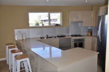 Luxury Beach Escape 90mins From Sydney - South Australia Travel 6