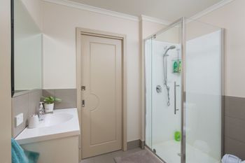 The Executive B & B - South Australia Travel 6