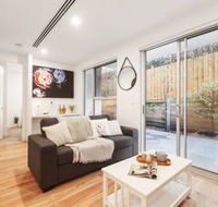Iris Apartments by Ready Set Host - South Australia Travel