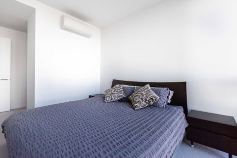 Sabrina, 2BDR Docklands Apartment - South Australia Travel 4