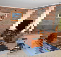 Surf Beach Family Friendly Home - South Australia Travel