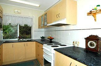 Ambience Holiday Apartments - South Australia Travel 4