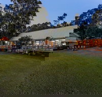 Vineyard Hill - South Australia Travel