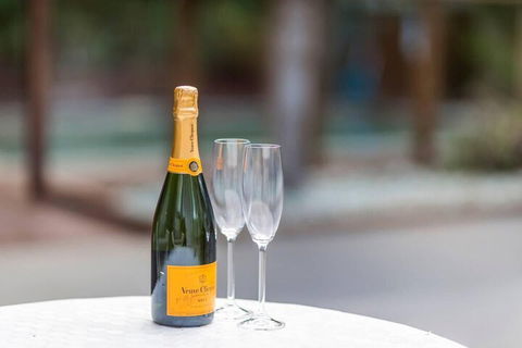 Coogee Luxury Home With Salt Water Pool & Parking - South Australia Travel 3