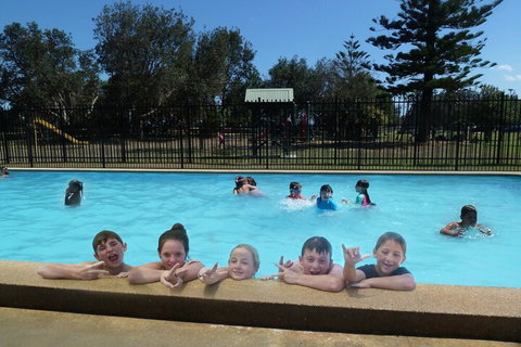 Lanis On The Beach - Old Bar - South Australia Travel 5