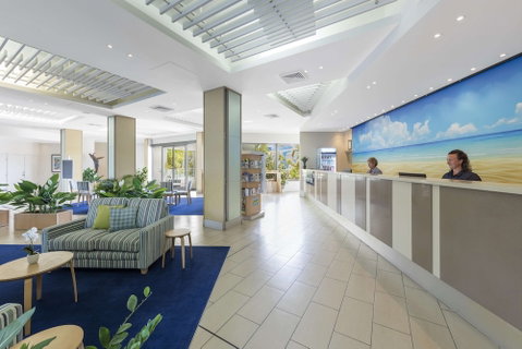 Oaks Hervey Bay Resort And Spa - South Australia Travel 0