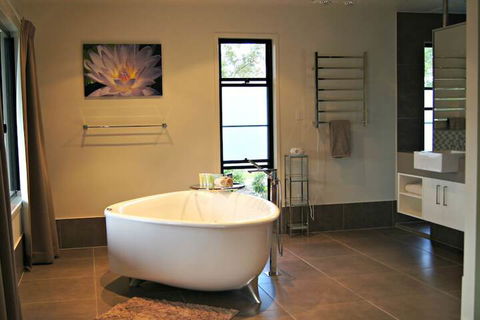 Melawondi Spring Retreat - South Australia Travel 7