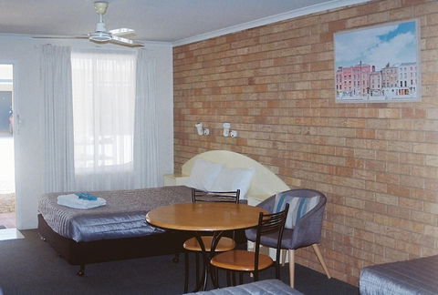 Shady Rest Motel - South Australia Travel 4
