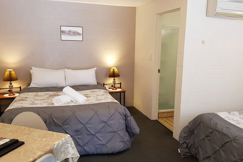 Murray Gardens Cottages & Motel - South Australia Travel 4