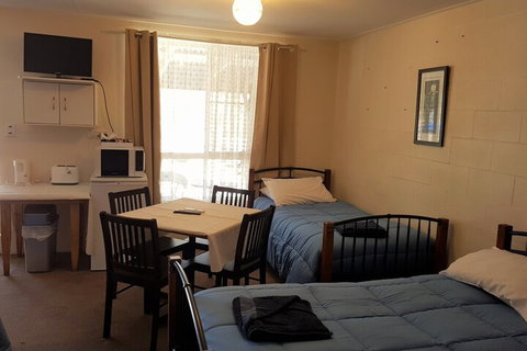 Murray Gardens Cottages & Motel - South Australia Travel 3