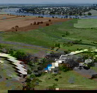 Jacaranda Motor Lodge - South Australia Travel