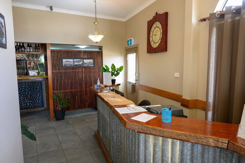 Lithgow Parkside Motor Inn - South Australia Travel 7