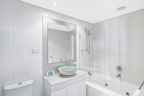 Sandy Cove Apartments - South Australia Travel 5