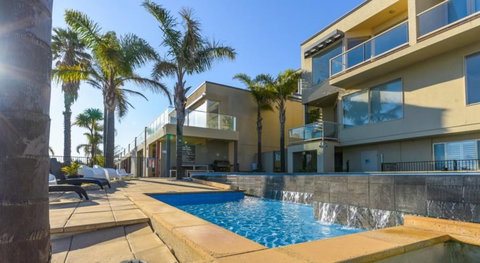 The Bluff Resort Apartments - South Australia Travel 0