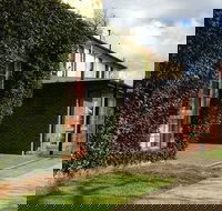 Seaton Arms Motor Inn - South Australia Travel