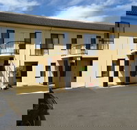 Hopkins House Motel  Apartments - South Australia Travel