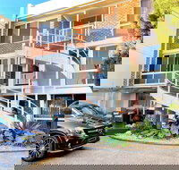 Bay Breeze Boutique Accommodation - South Australia Travel