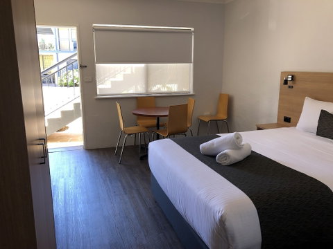 Araluen Motor Lodge - South Australia Travel 5