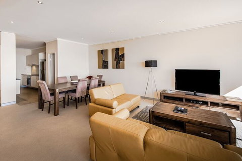 Sandcastle Apartments - South Australia Travel 5
