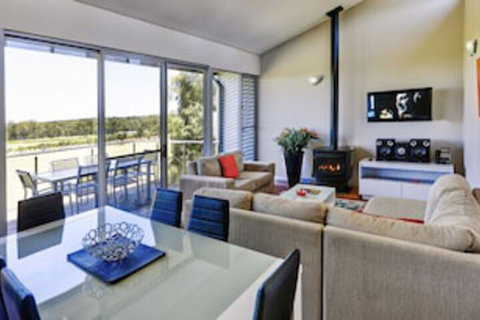 Adina Vineyard - South Australia Travel 0