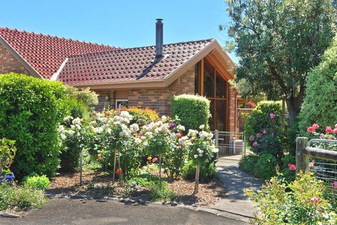 Langbrook Estate Cottages - South Australia Travel 3