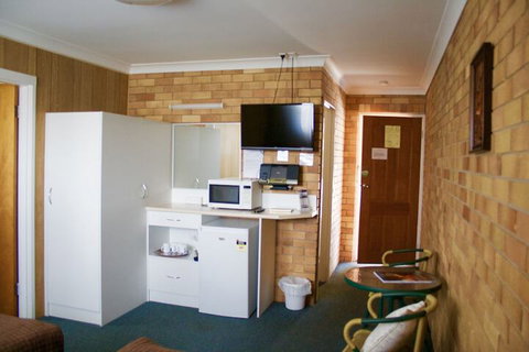 Buckaroo Motor Inn - South Australia Travel 6
