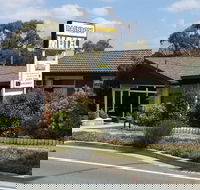 Rainbow Motel - South Australia Travel