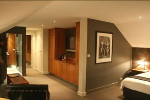 At VDL Stanley - South Australia Travel 1