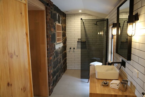 At VDL Stanley - South Australia Travel 6