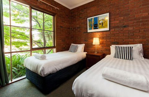 Armour Motor Inn - South Australia Travel 6