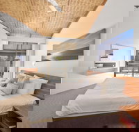 Nautilus Beachfront Villas  Spa - South Australia Travel