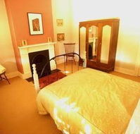 Cromwell House - South Australia Travel