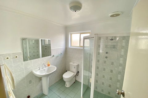 Esplanade Apartments At West Beach - South Australia Travel 2