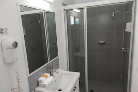 Ocean Shores Motel - South Australia Travel 4