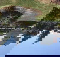 Hanging Rock Family Motel