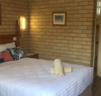 Lake Front Motel - South Australia Travel