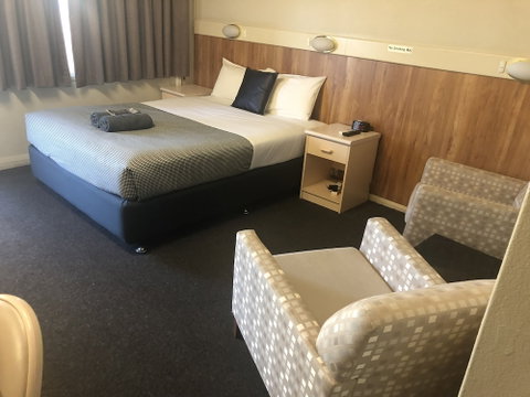 Wattle Tree Motel - South Australia Travel 6