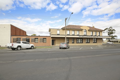 Grand Central Accommodation B&B Cobden - South Australia Travel 0