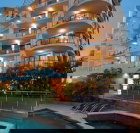 Meridian Alex Beach Apartments - South Australia Travel