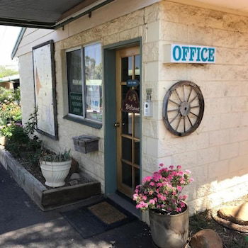 Oasis Motel Peak Hill - South Australia Travel 0