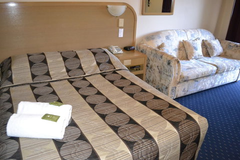 Dorset Gardens Hotel - South Australia Travel 4