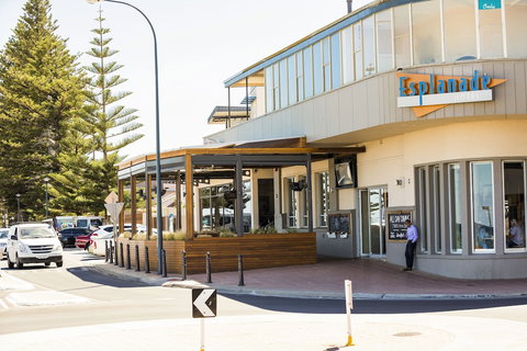 Esplanade Hotel - South Australia Travel 0