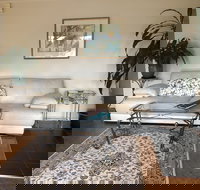 Countryside Connections Spa Cottage - South Australia Travel