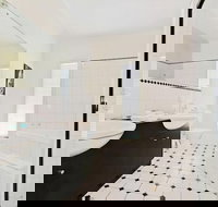 Wine and Roses BB - South Australia Travel